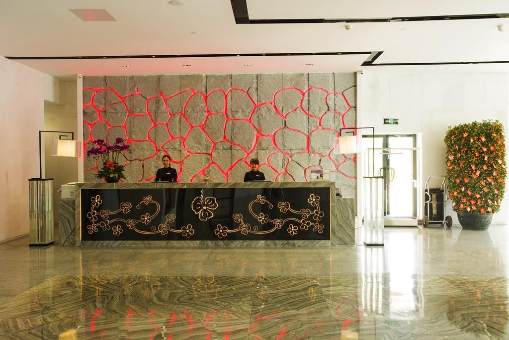 Lori Star Hotel Qionghai Buitenkant foto